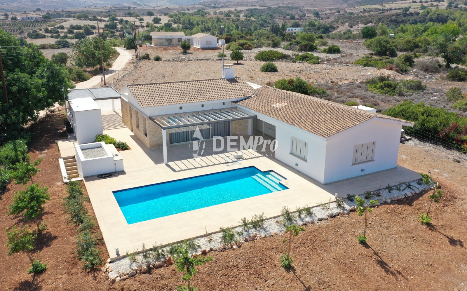 Villa For Sale in Neo Chorio, Paphos - DP1667