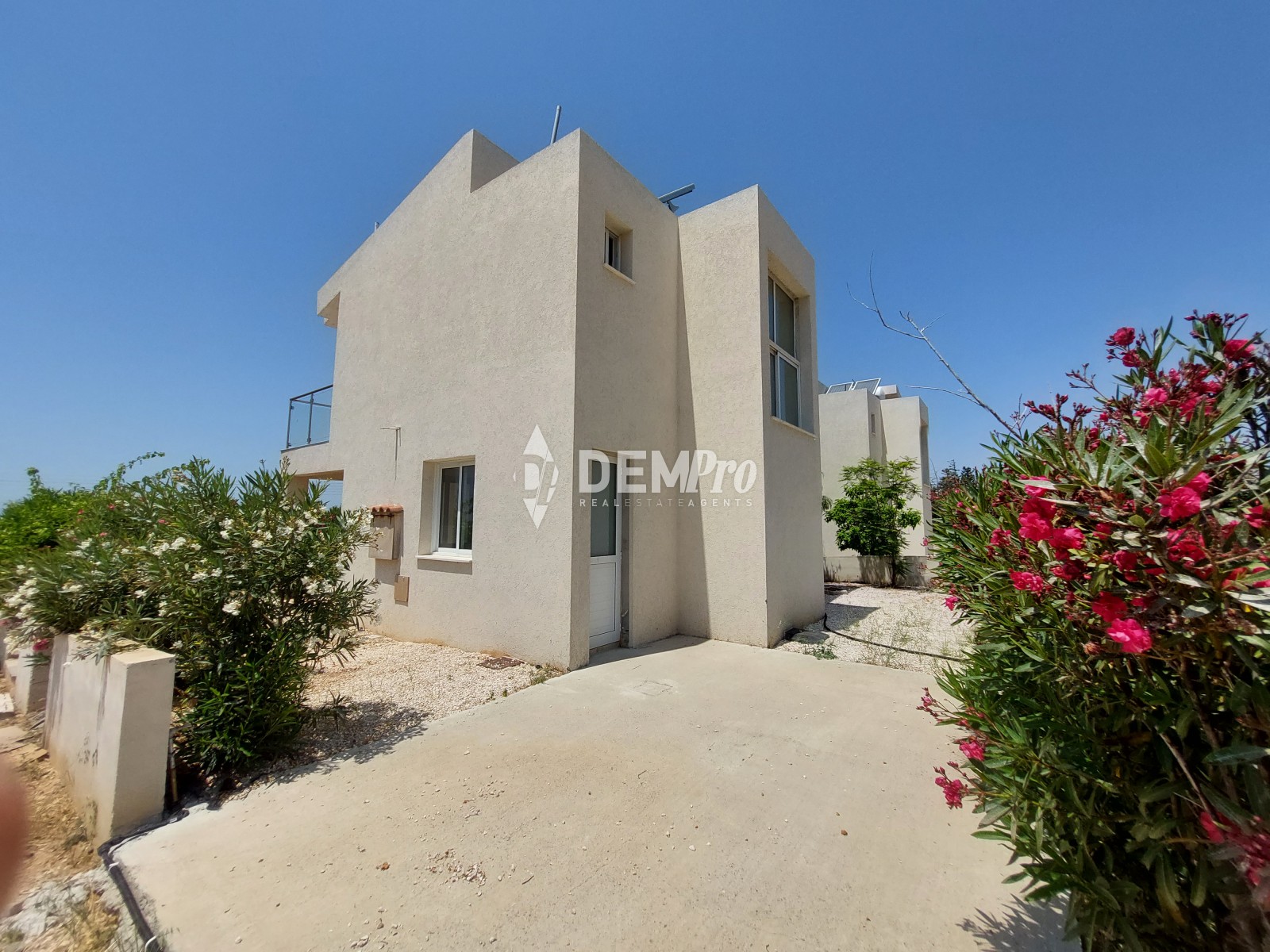 Villa For Sale in Peyia, Paphos - AD1807