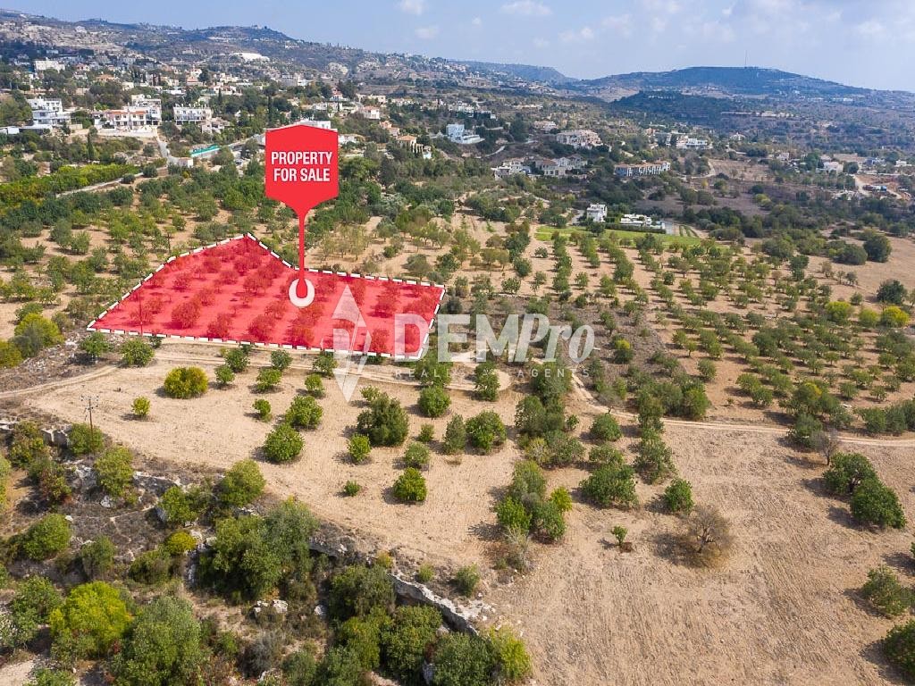 Residential Land  For Sale in Mesa Chorio, Paphos - DP2685