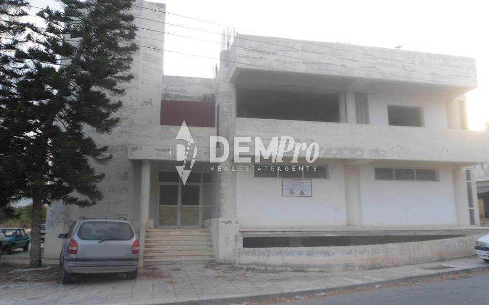 House For Sale in Paphos City Center, Paphos - DP2197