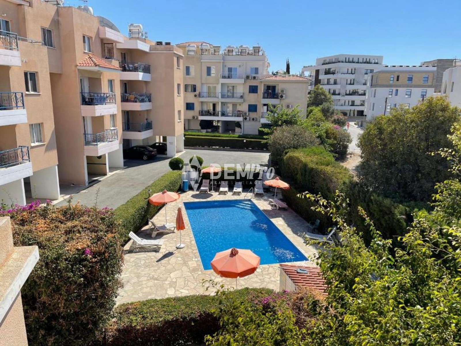 Apartment For Sale in Kato Paphos - Universal, Paphos - DP40